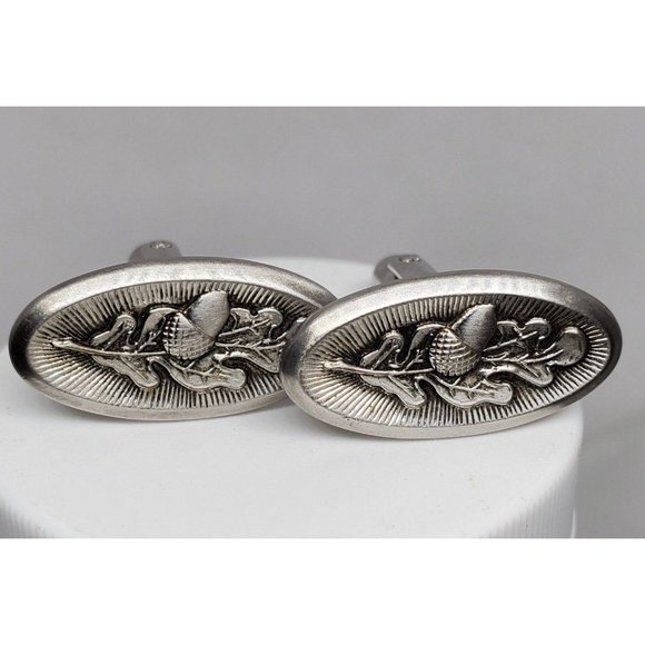 Rare Vintage U.S.A Hickok Embossed Floral Silver Tone Oval Cufflinks